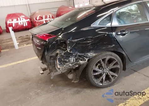 2020 Honda Civic Sport z USA, uszkodzony, nr VIN 19XFC2F87LE201769